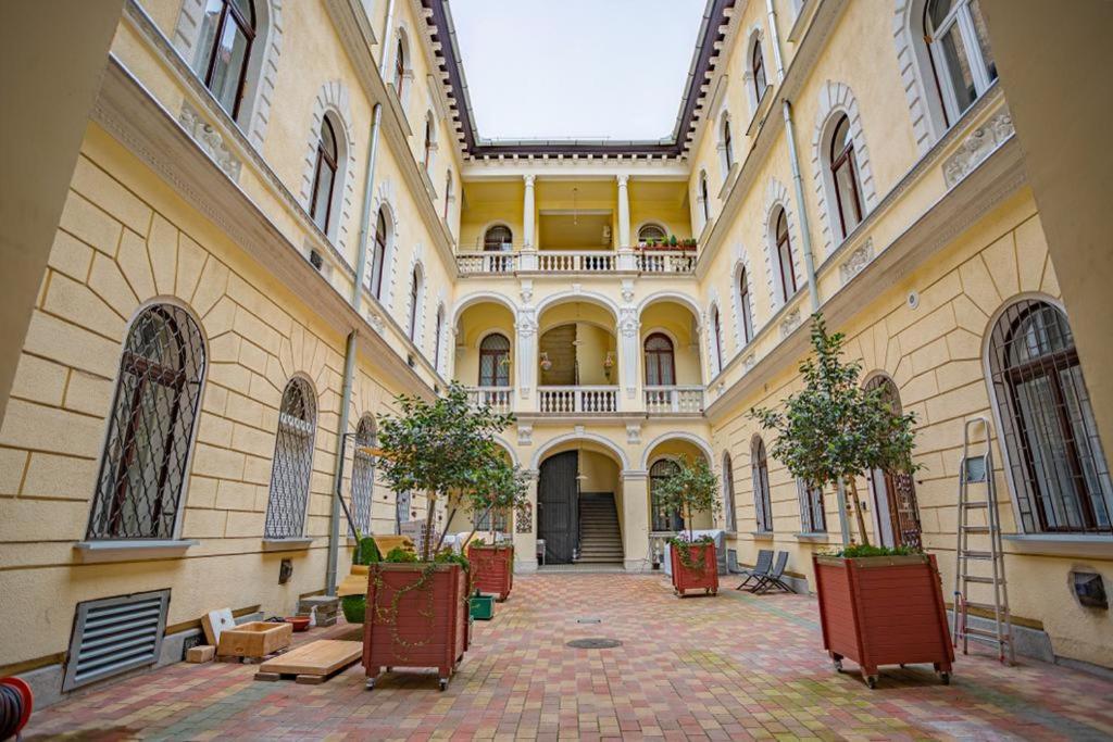 Cosy Gallery Flat In Akacfa St. Budapeszt Zewnętrze zdjęcie